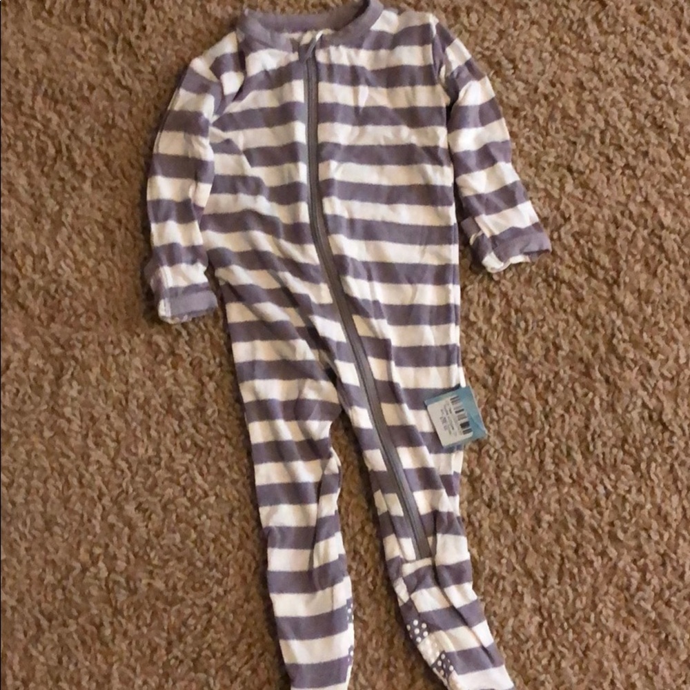 NWT Kickee zipper footie stripe 3-6 months